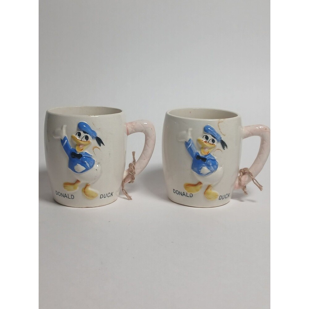 Set of 2 Vintage 60s Donald Duck 3D Raised Coffee Mugs Japan Mid Century Disney